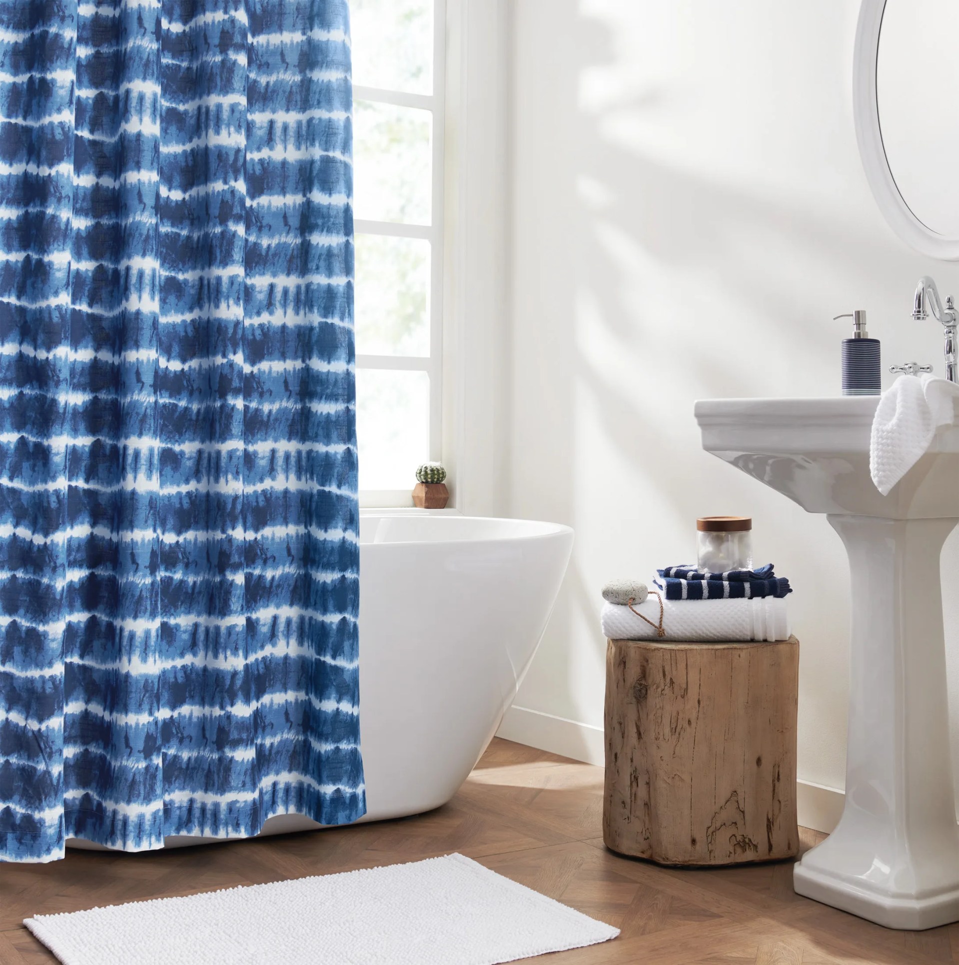 shower curtain