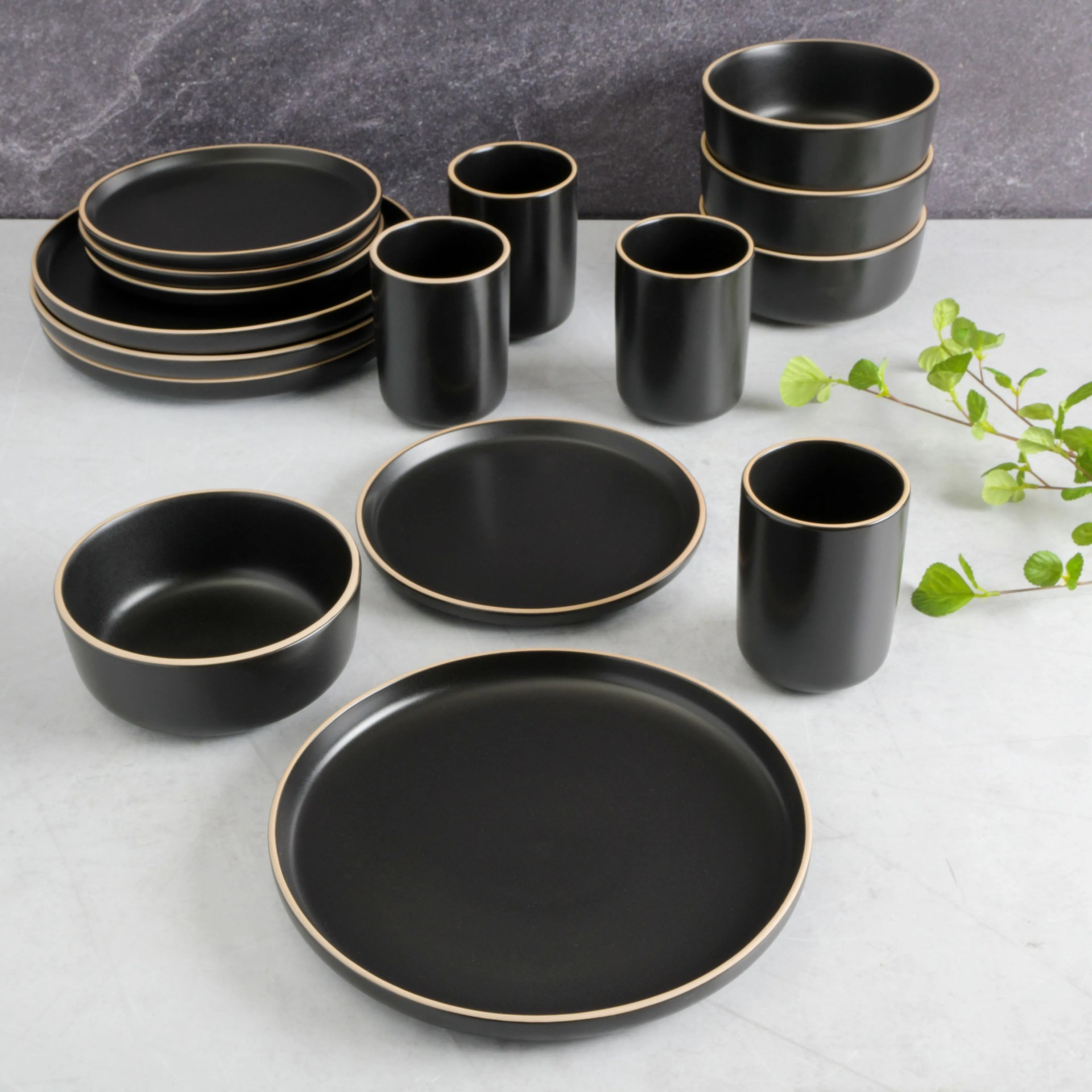 dinnerware