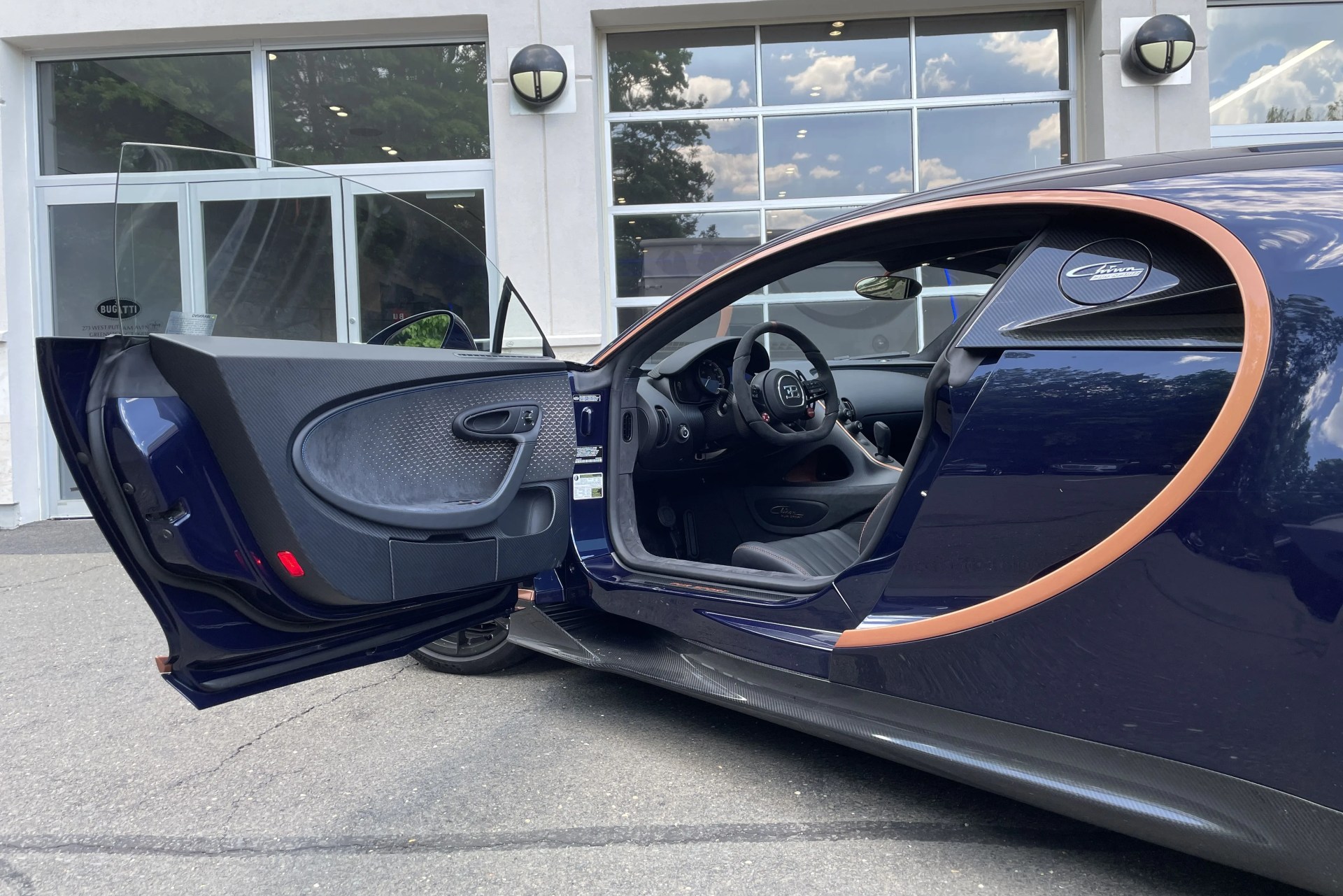 bugatti chiron pur sport blue