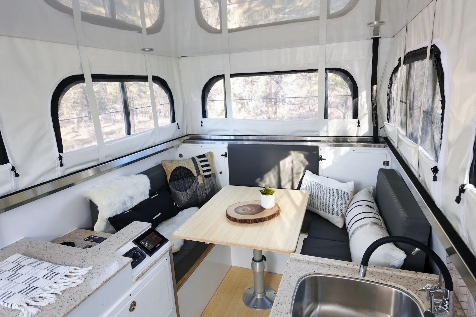 earthcruiser terranova