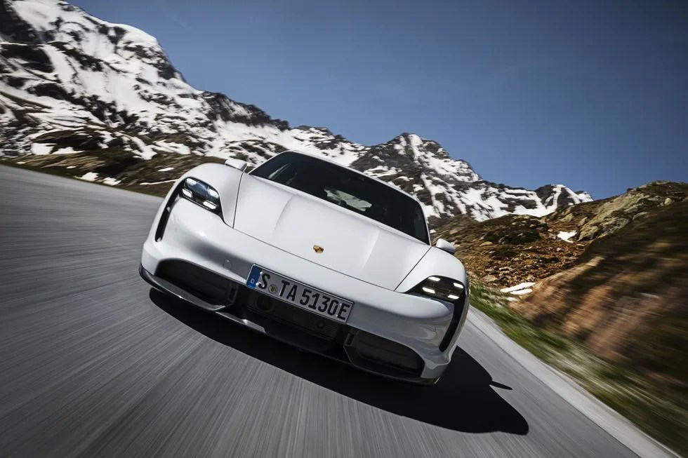 porsche taycan