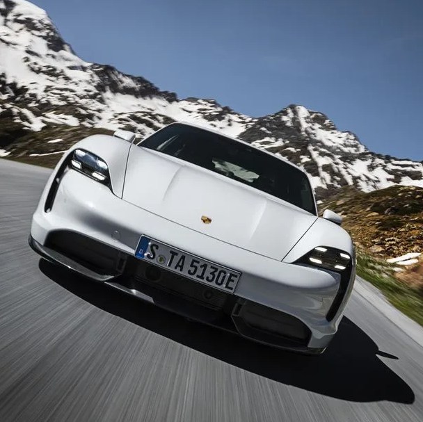 porsche taycan