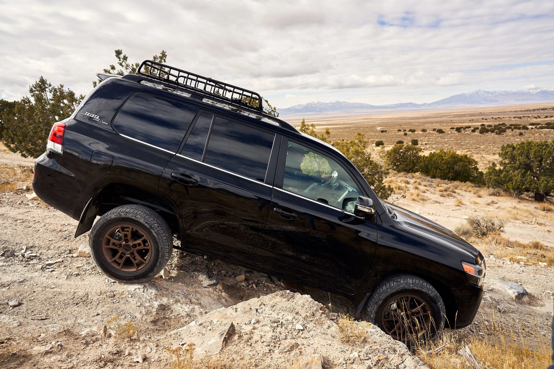 toyota land cruiser j200 series