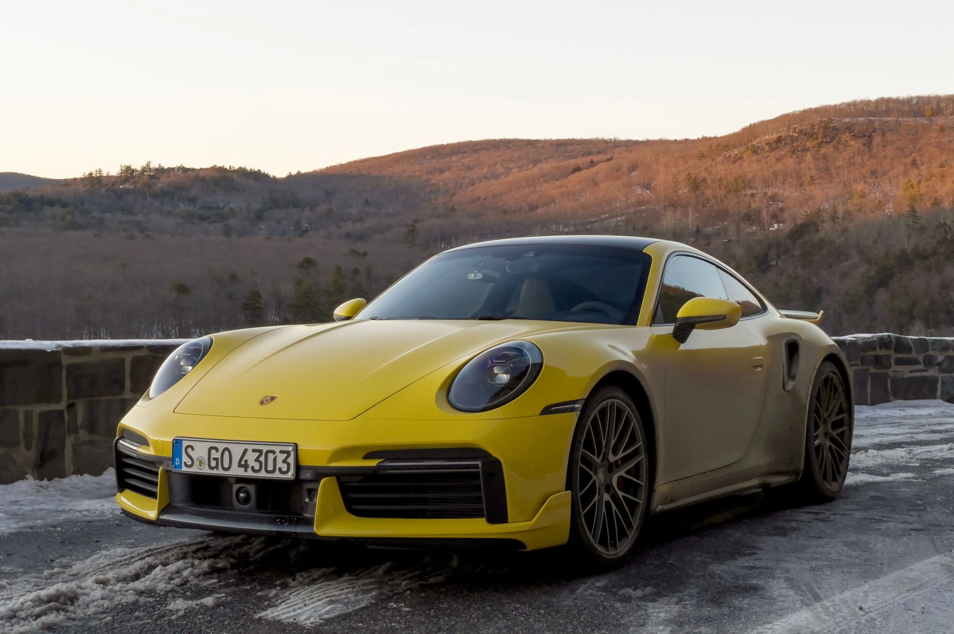 2021 porsche 911 turbo yellow