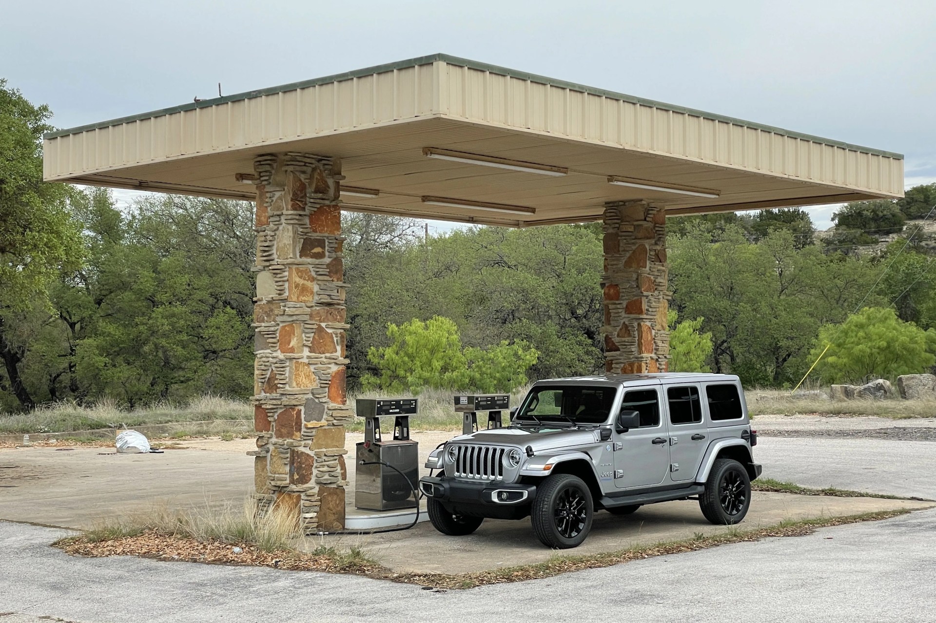 jeep wrangler 4xe phev plug in hybrid 2021
