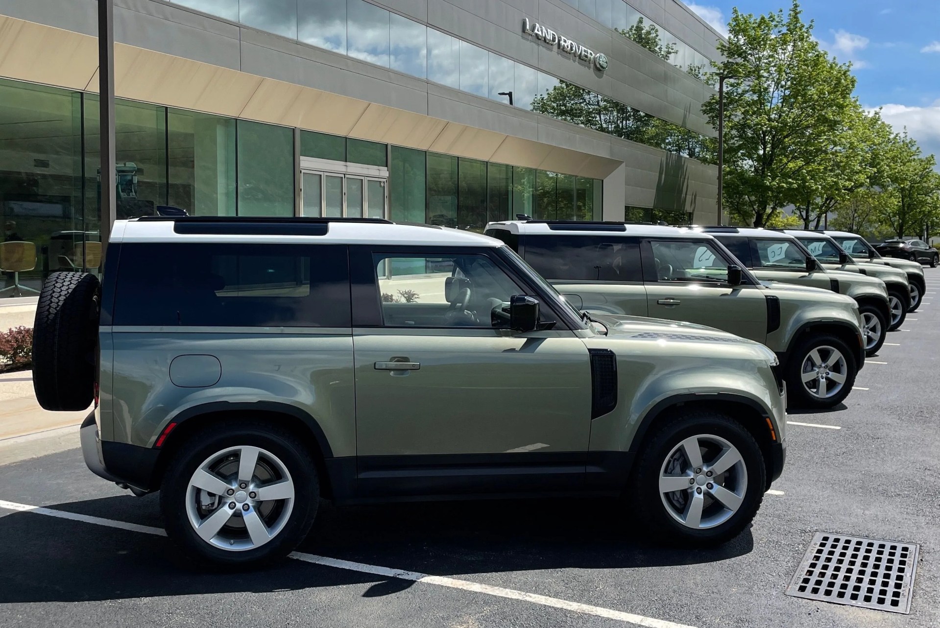 land rover defender 90 2021 green