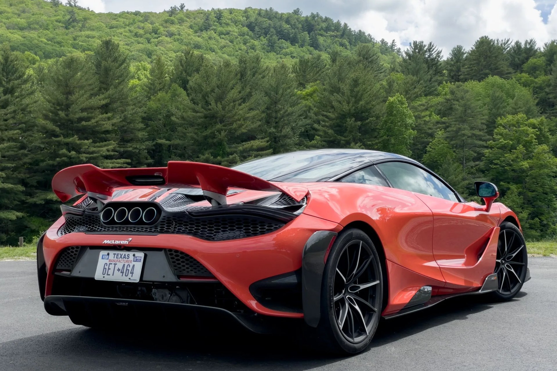mclaren 765lt orange