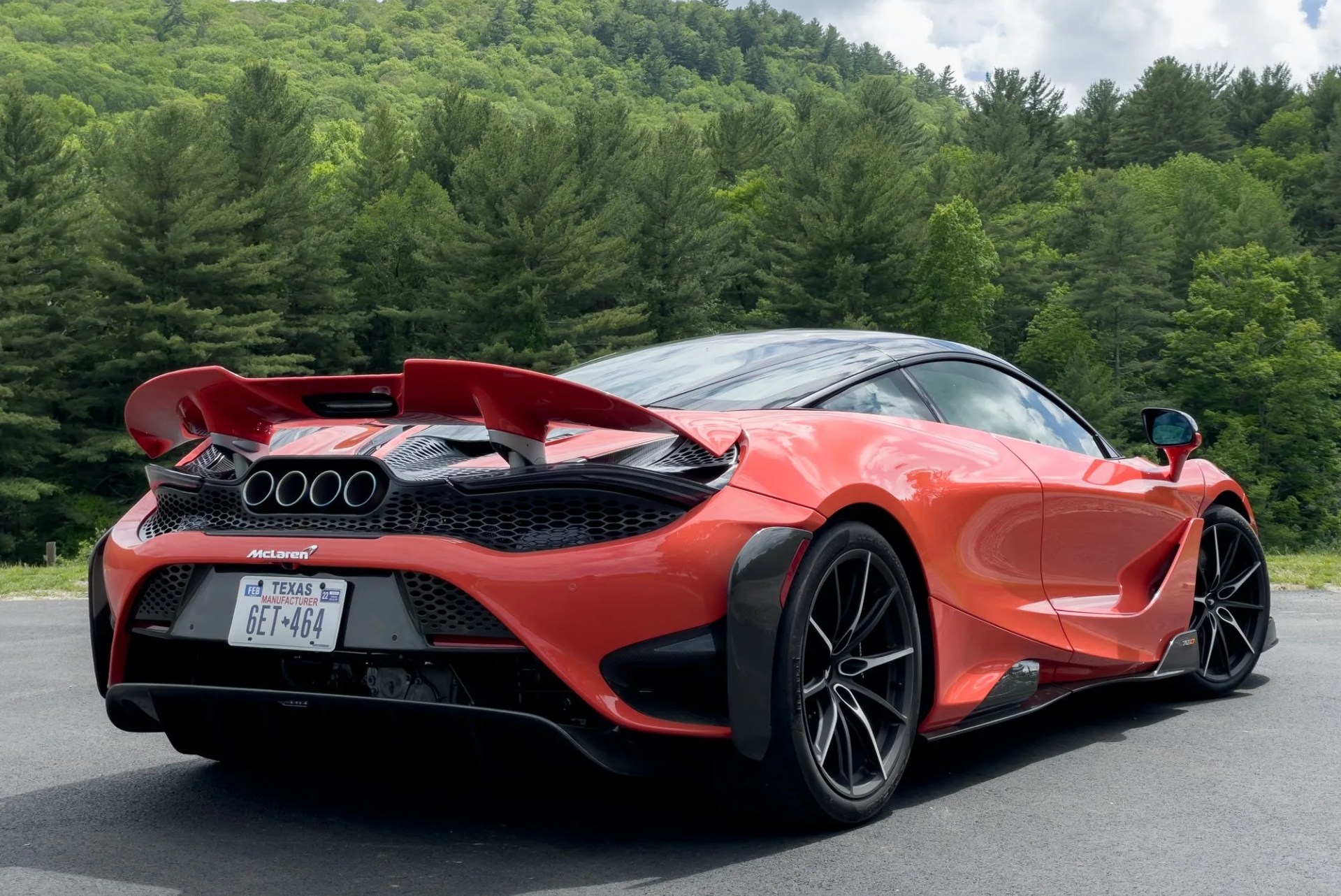 mclaren 765lt orange