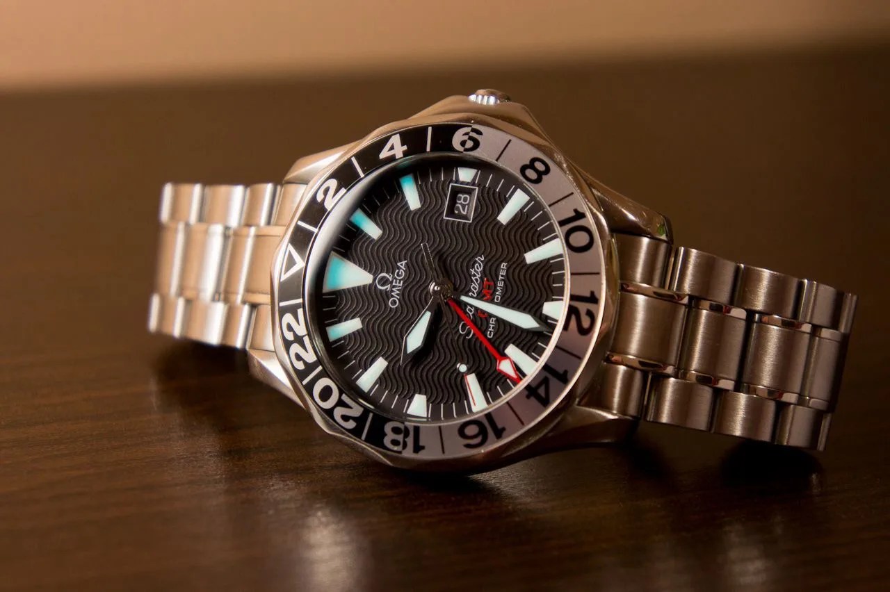 omega seamaster gmt