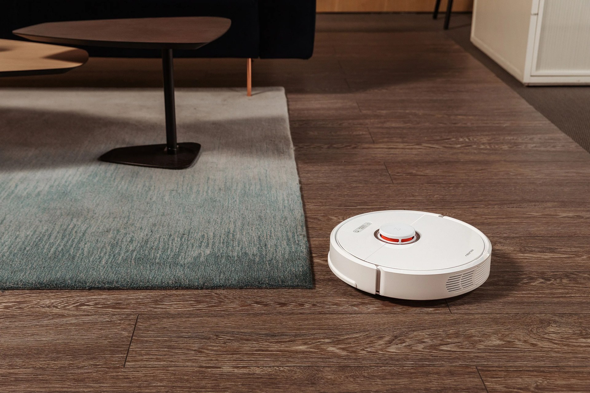 roborock white s6 vacuum