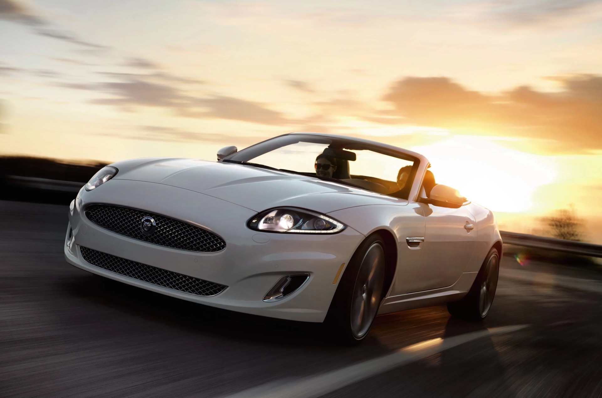 jaguar xk 2013 white car