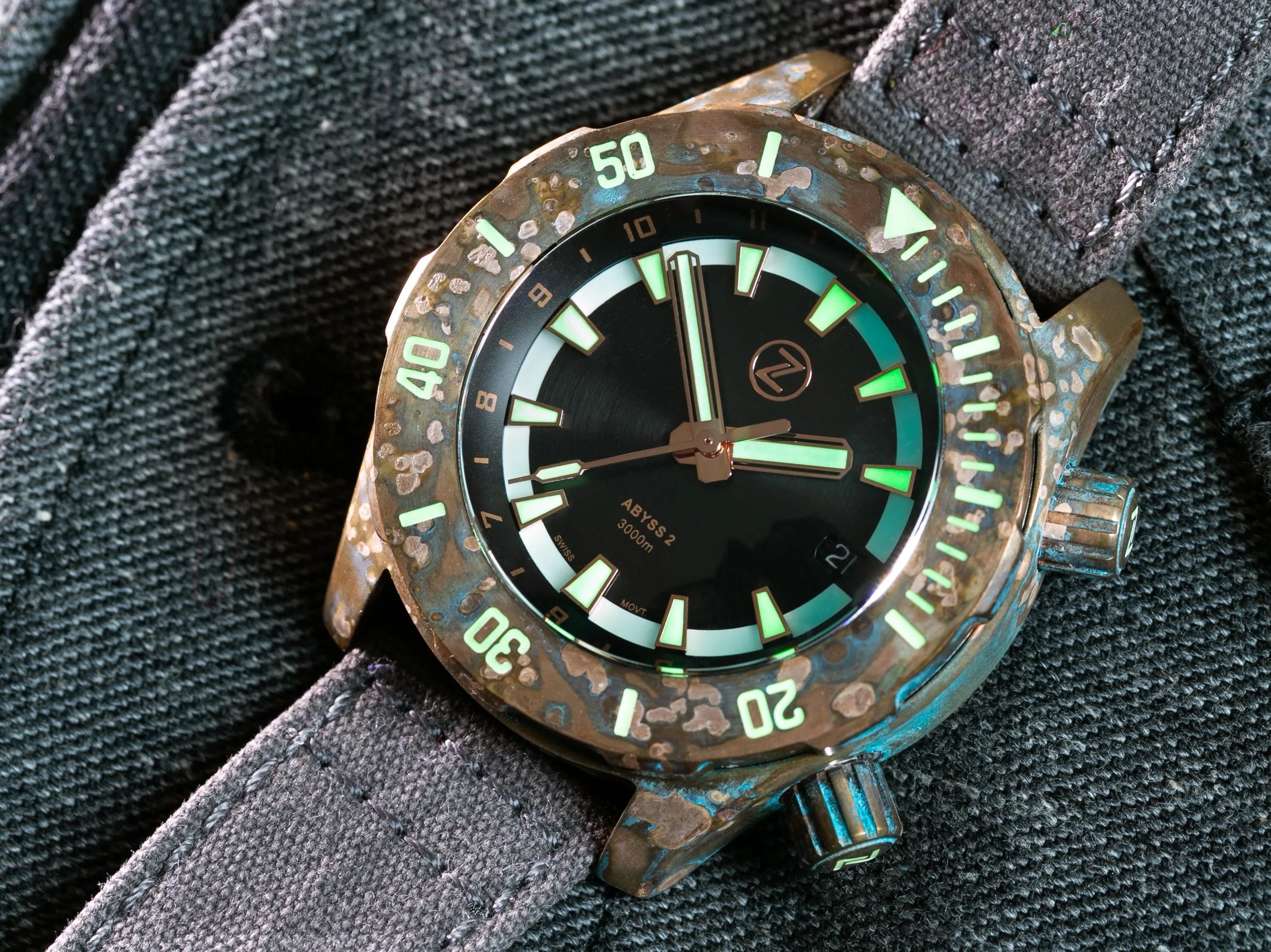 zelos bronze