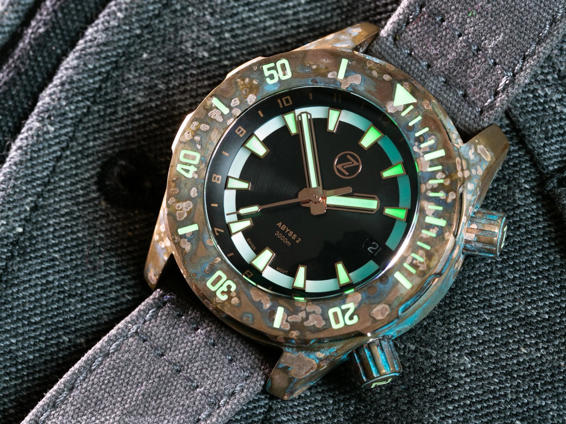 zelos bronze