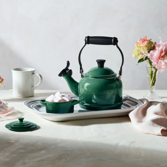 le creuset demi kettle