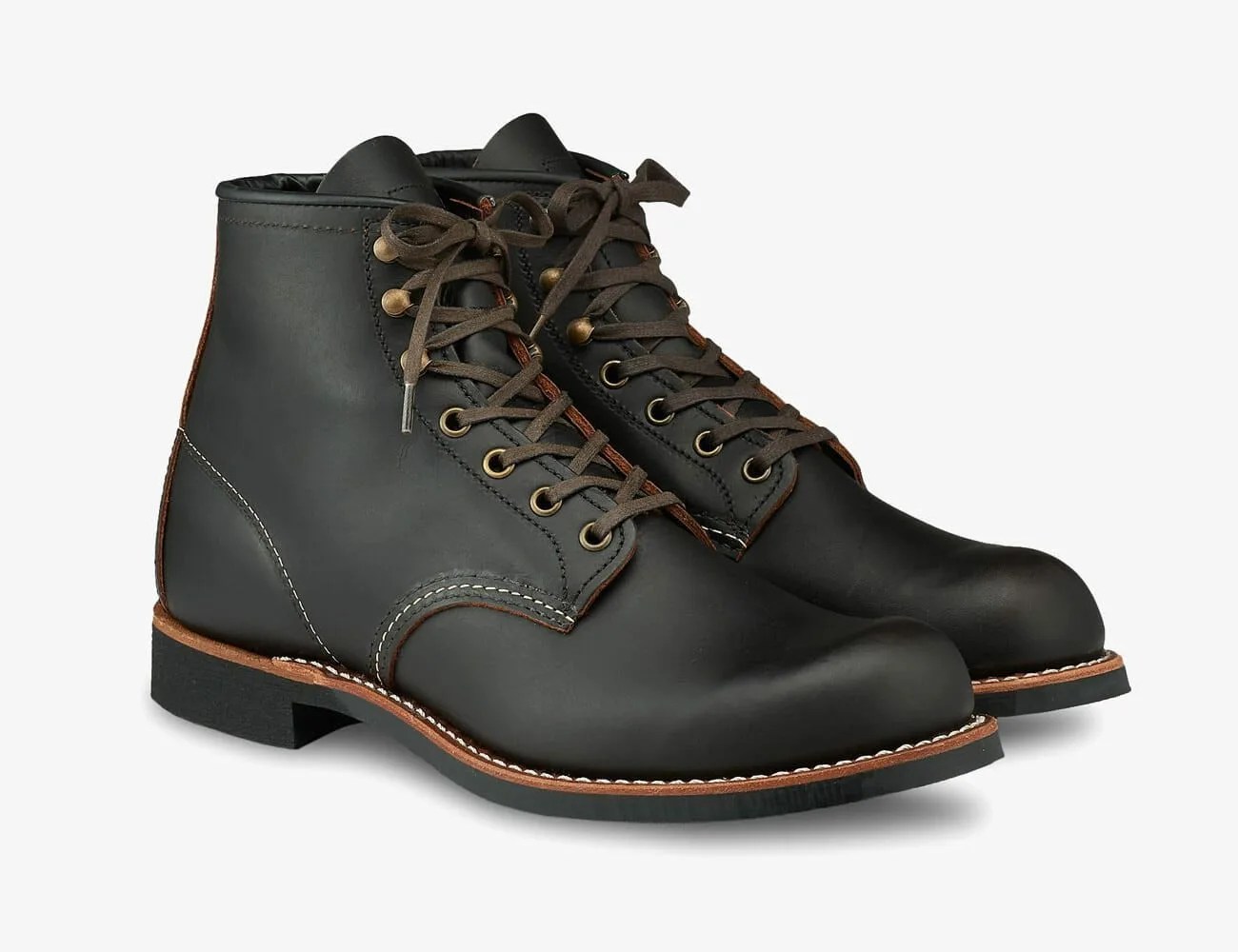 Complete-Buying-Guide-to-Red-Wing-Heritage-Shoes-gear-patrol-Blacksmith