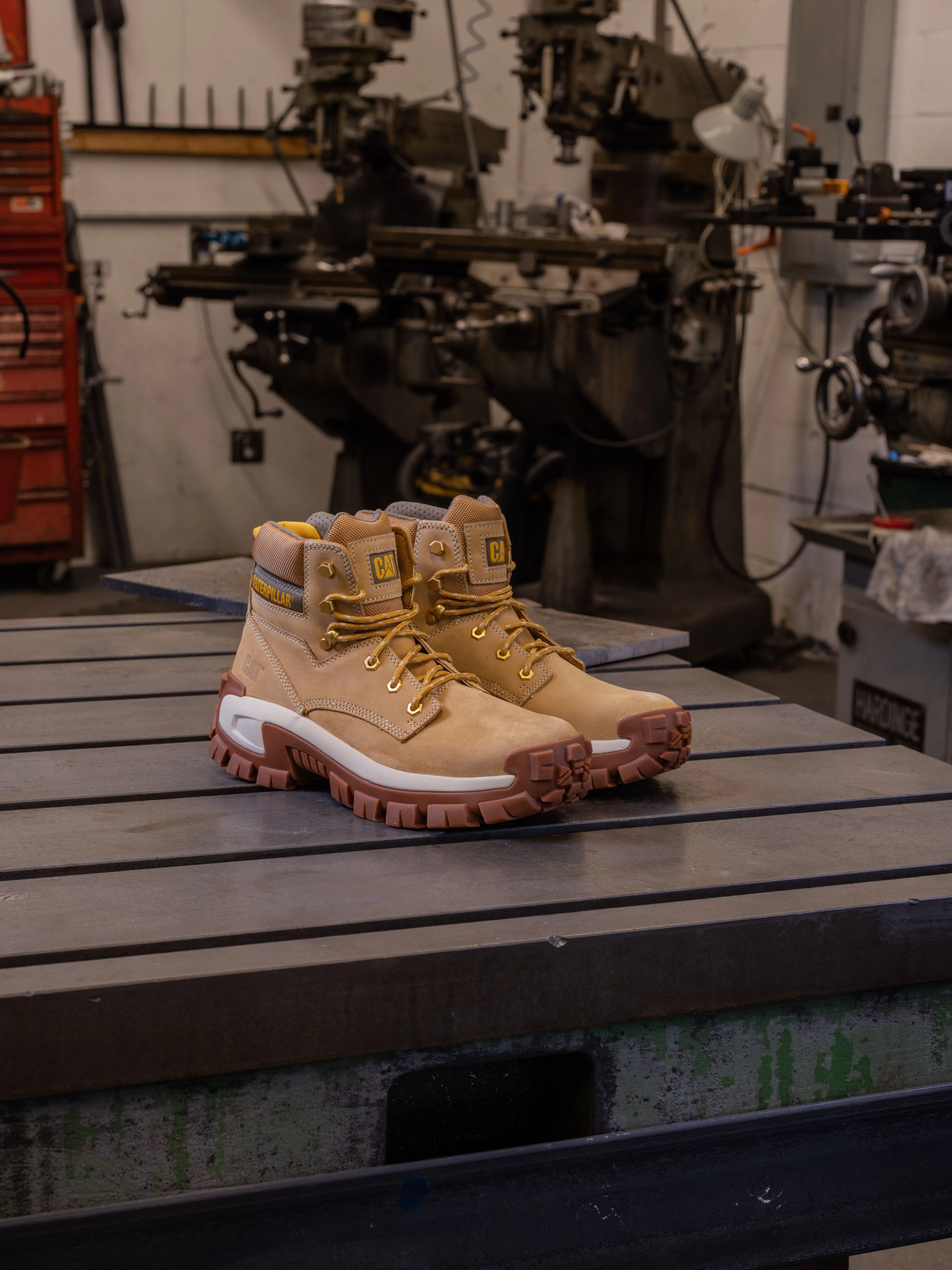 invader boot