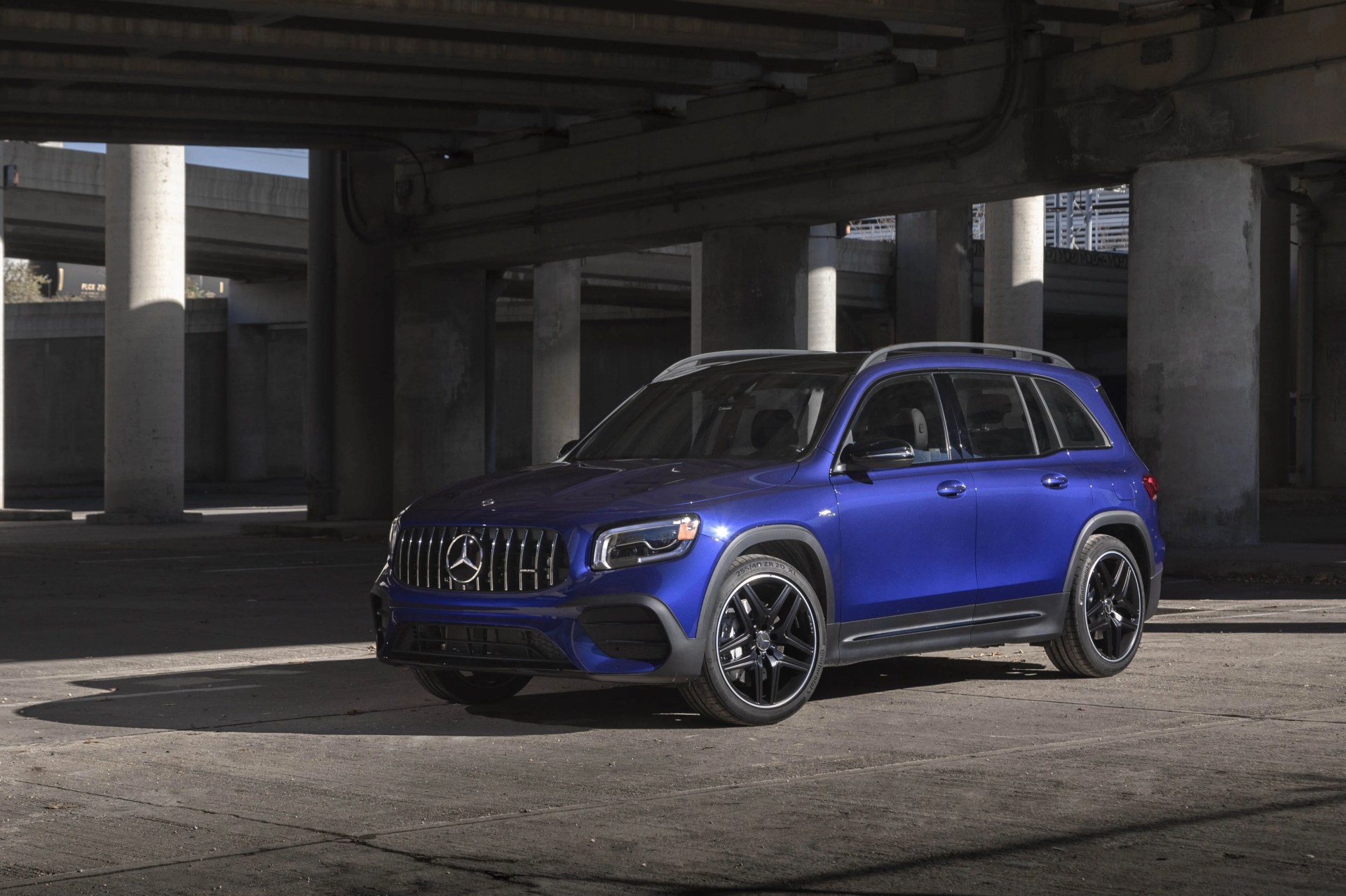mercedes amg glb 35