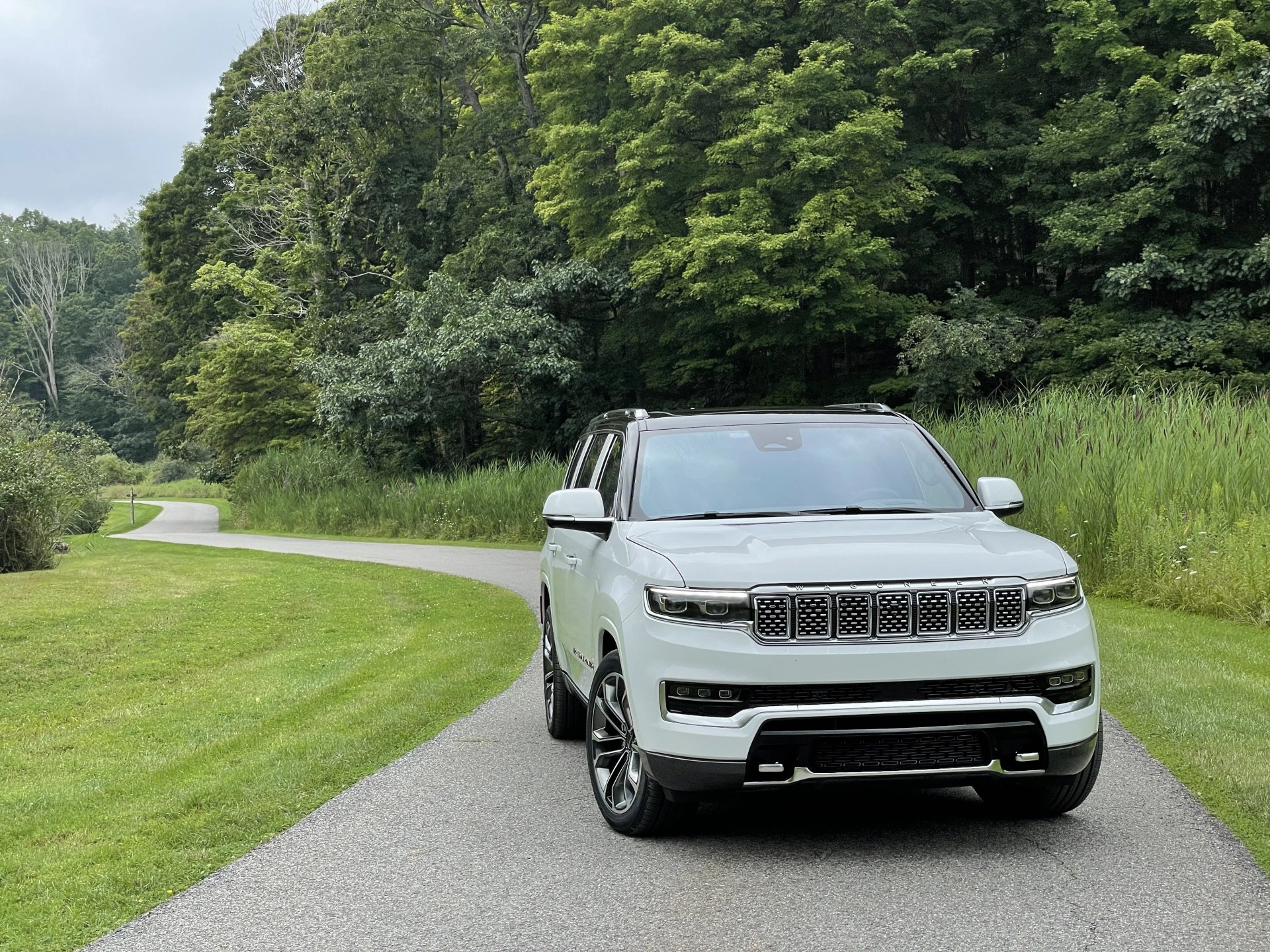 jeep grand wagoneer 2022