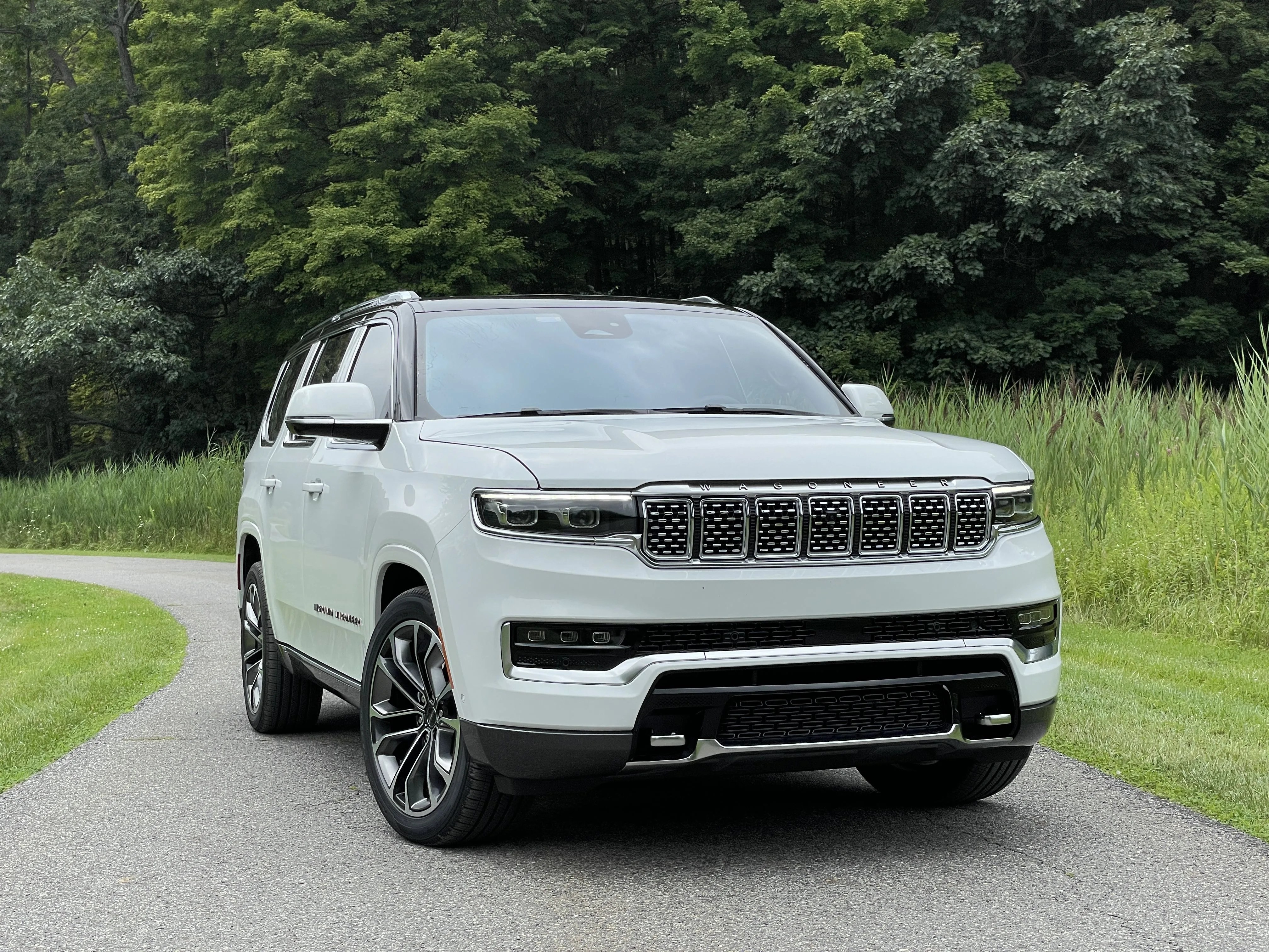 jeep grand wagoneer 2022