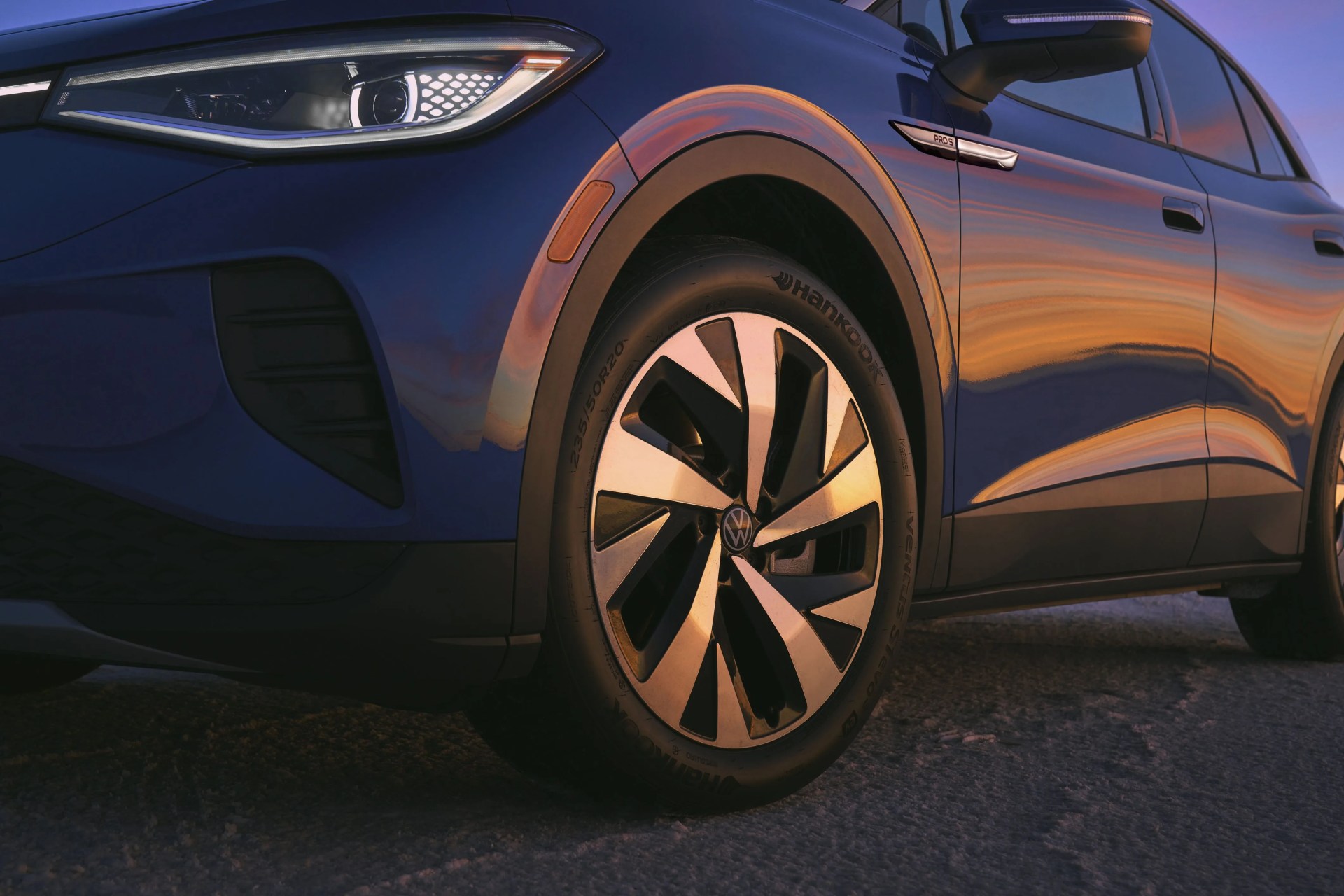 volkswagen vw in blue with hankook tires