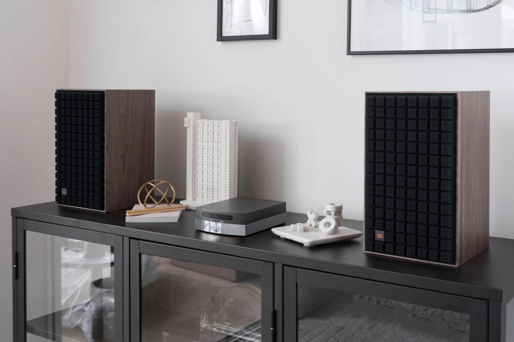 arcam solo unit speaker