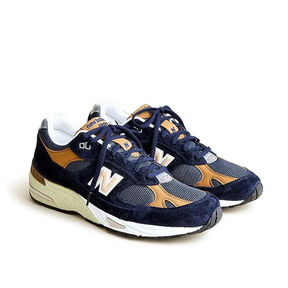 new essentials footwear