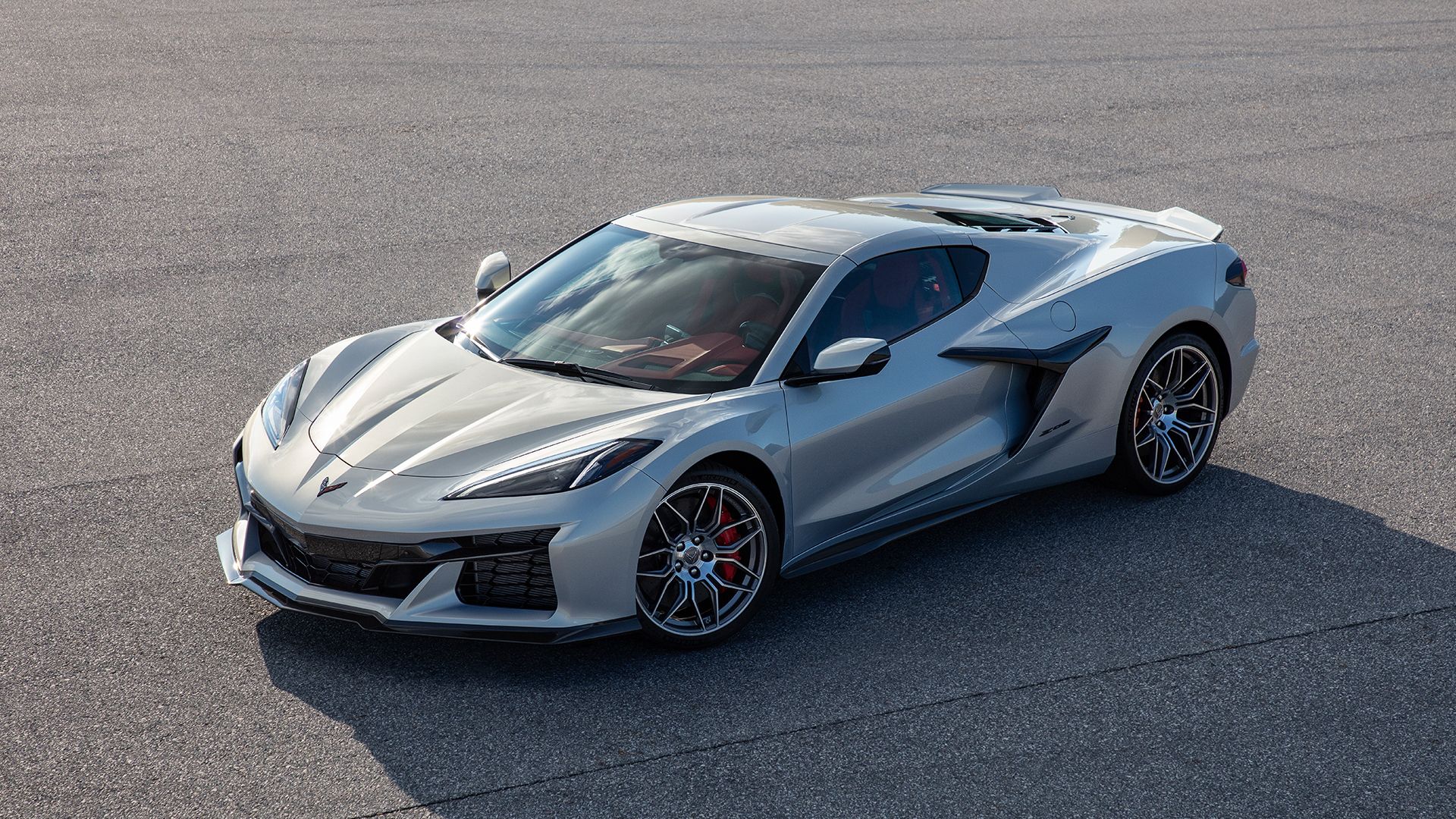 first glimpse of the all new 2023 chevrolet corvette z06 full reveal coming 102621