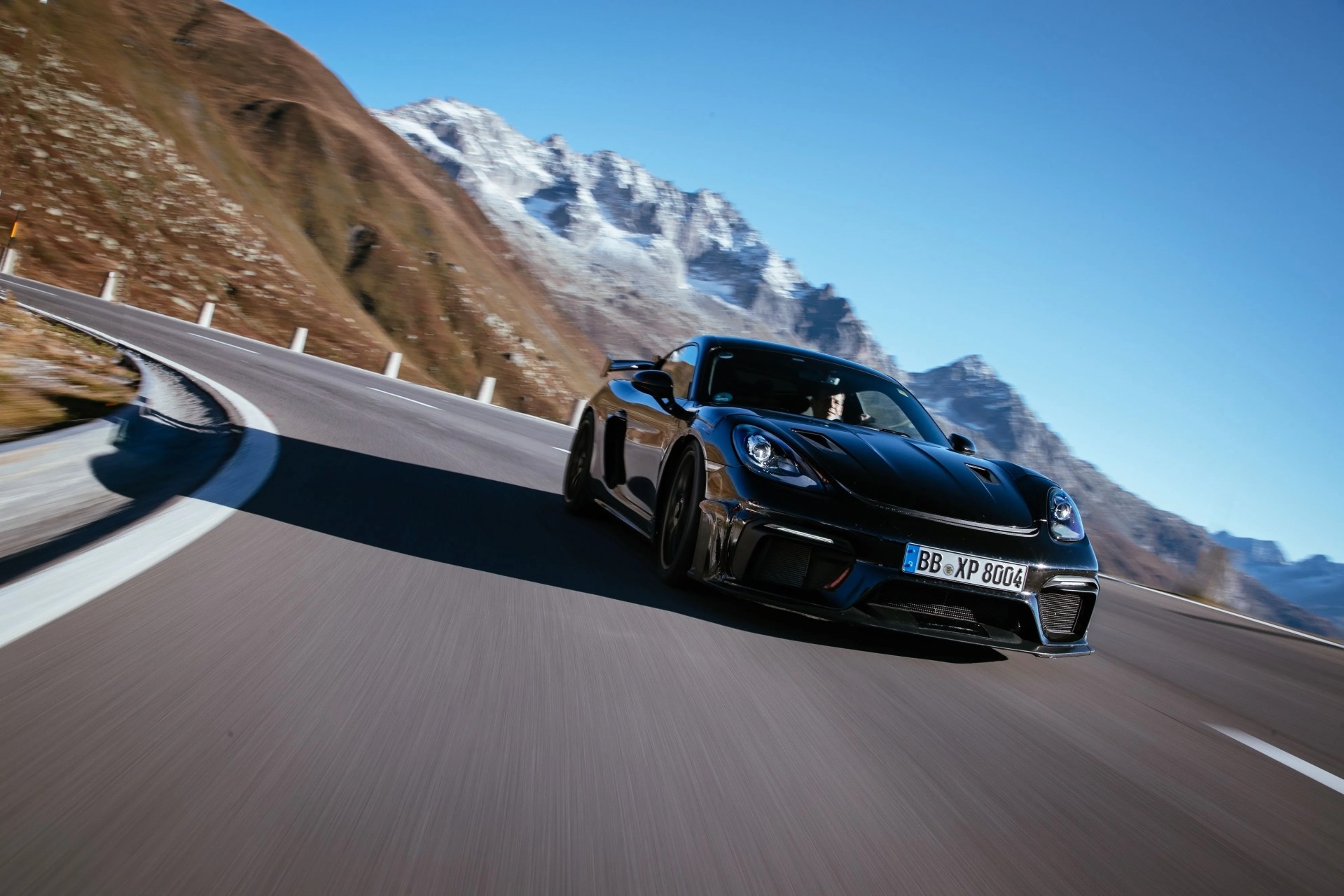 porsche cayman gt4