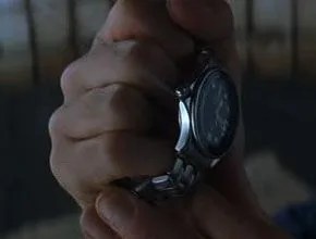 Grappling-Hook-Watch-Bond