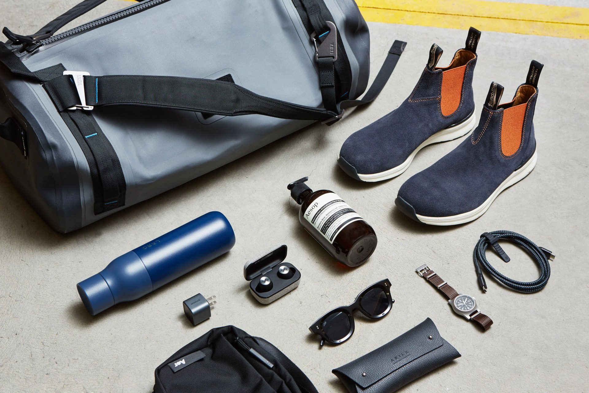 blundstone travel gear