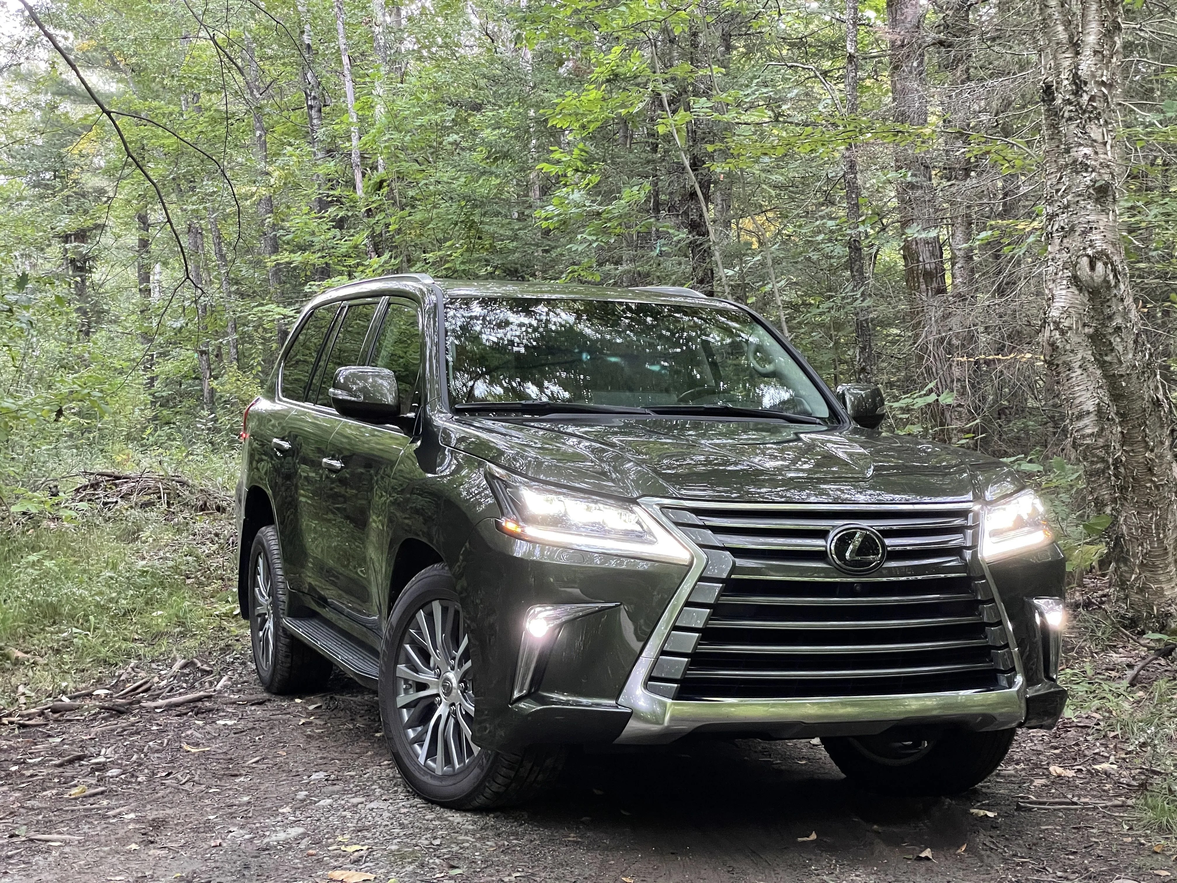 lexus lx 570 2021