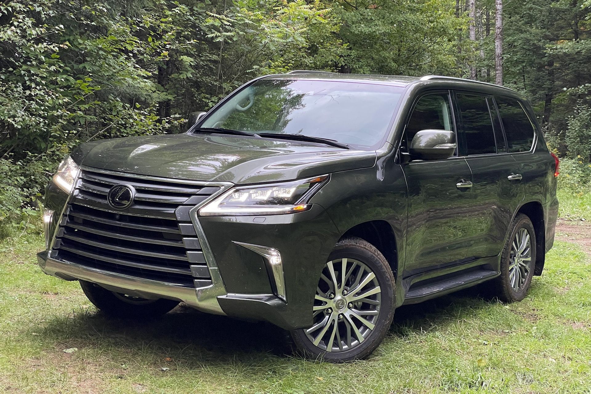 lexus lx 570 nori green pearl