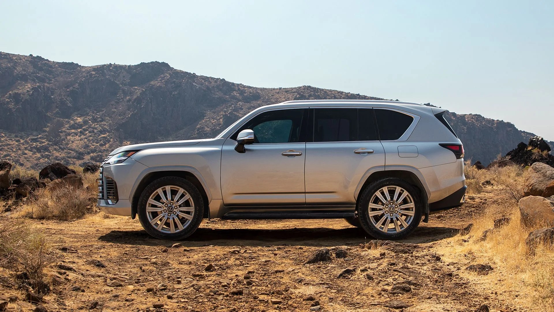 lexus lx 600