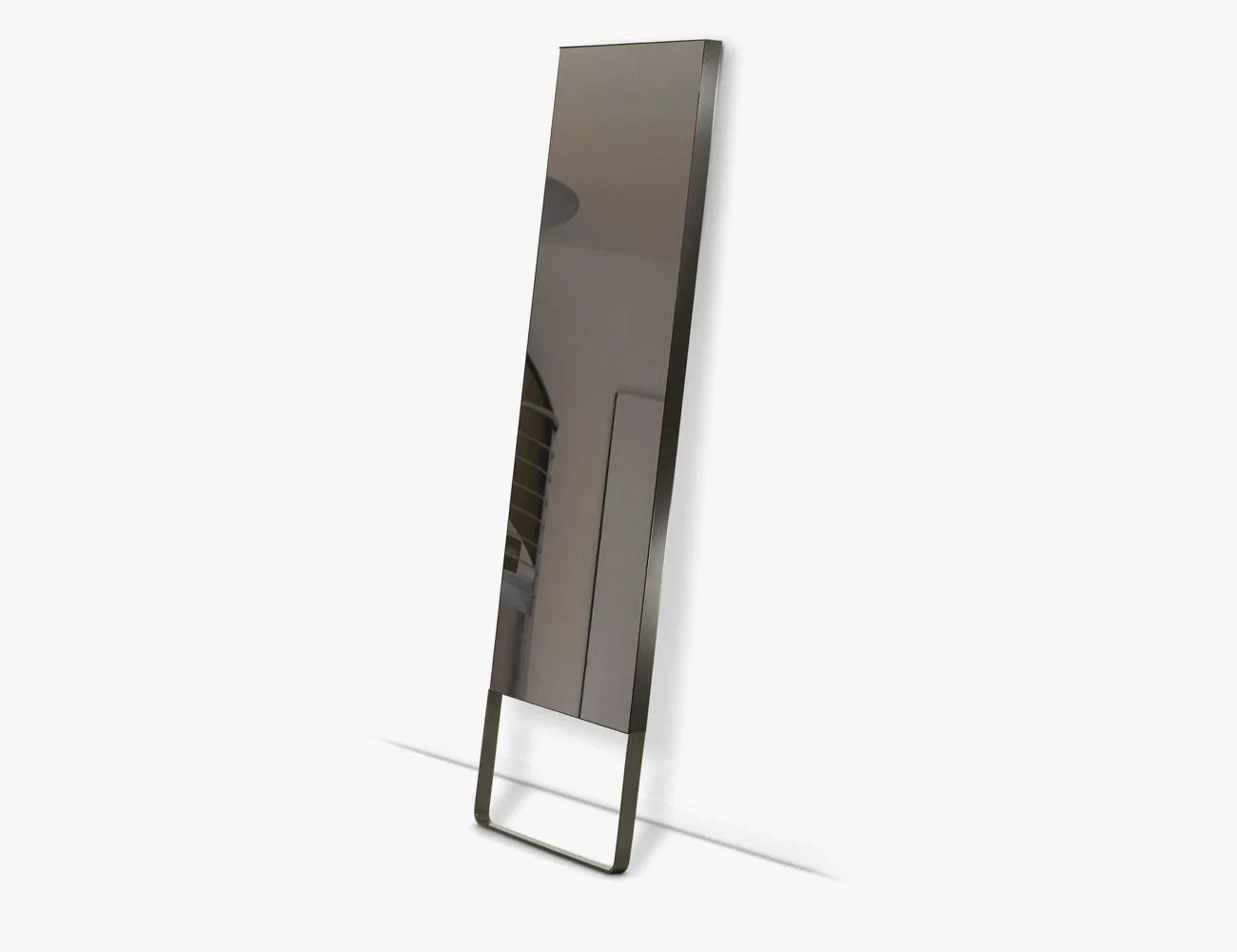 mirror the mirror