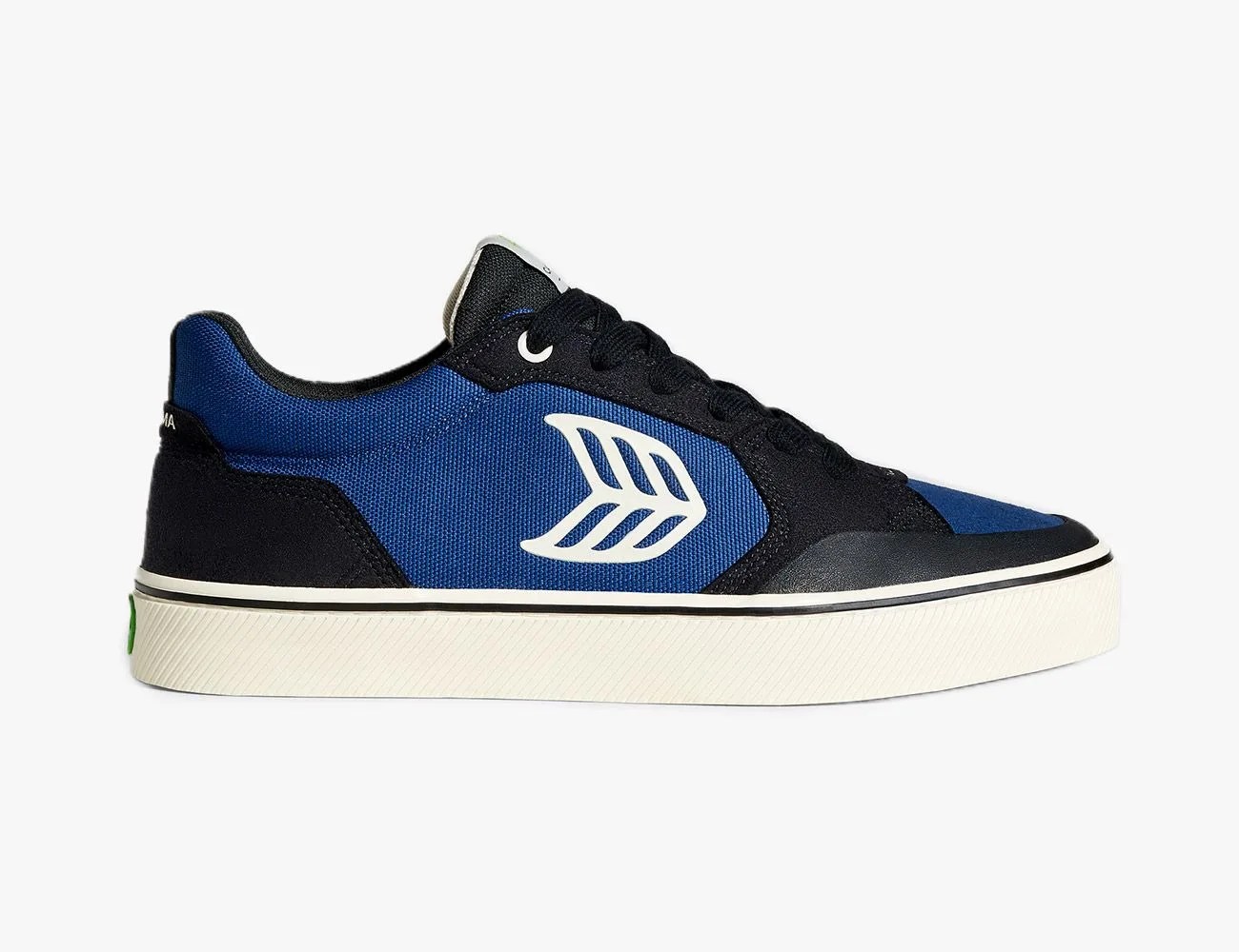 cariuma shoe