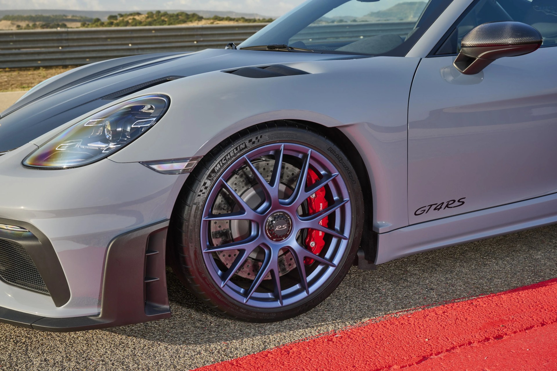 porsche cayman gt4 rs