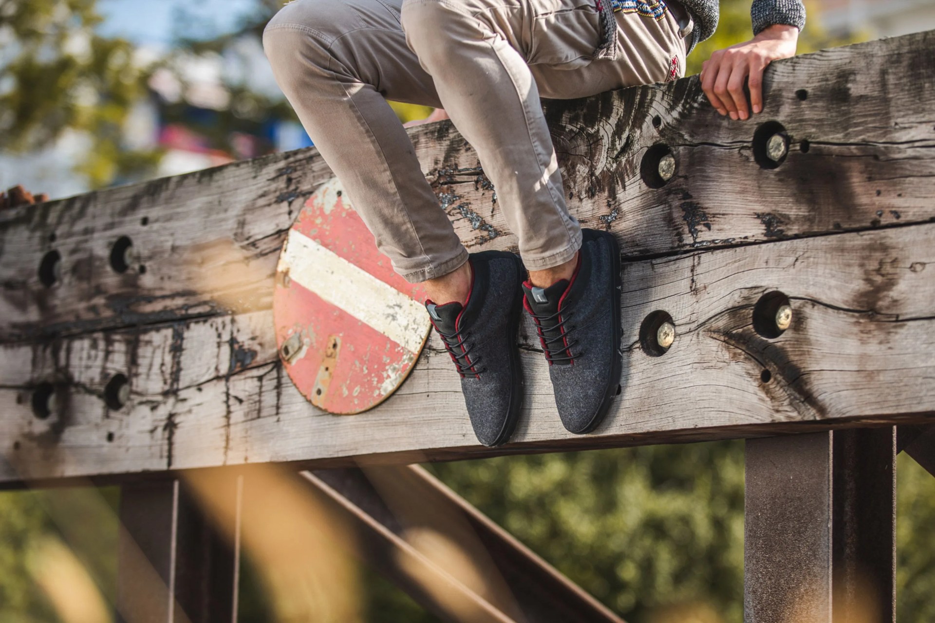 baabuk sky wooler shoe black edition