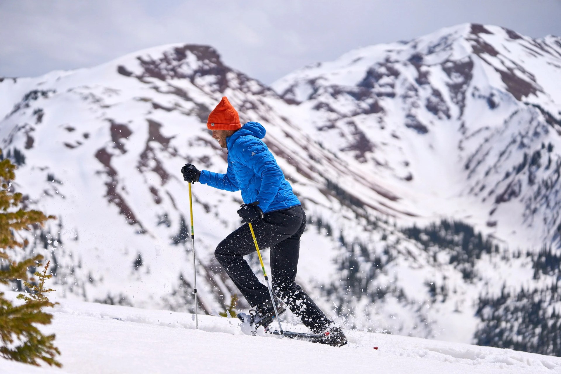 skiier wearing eddie bauer jacket