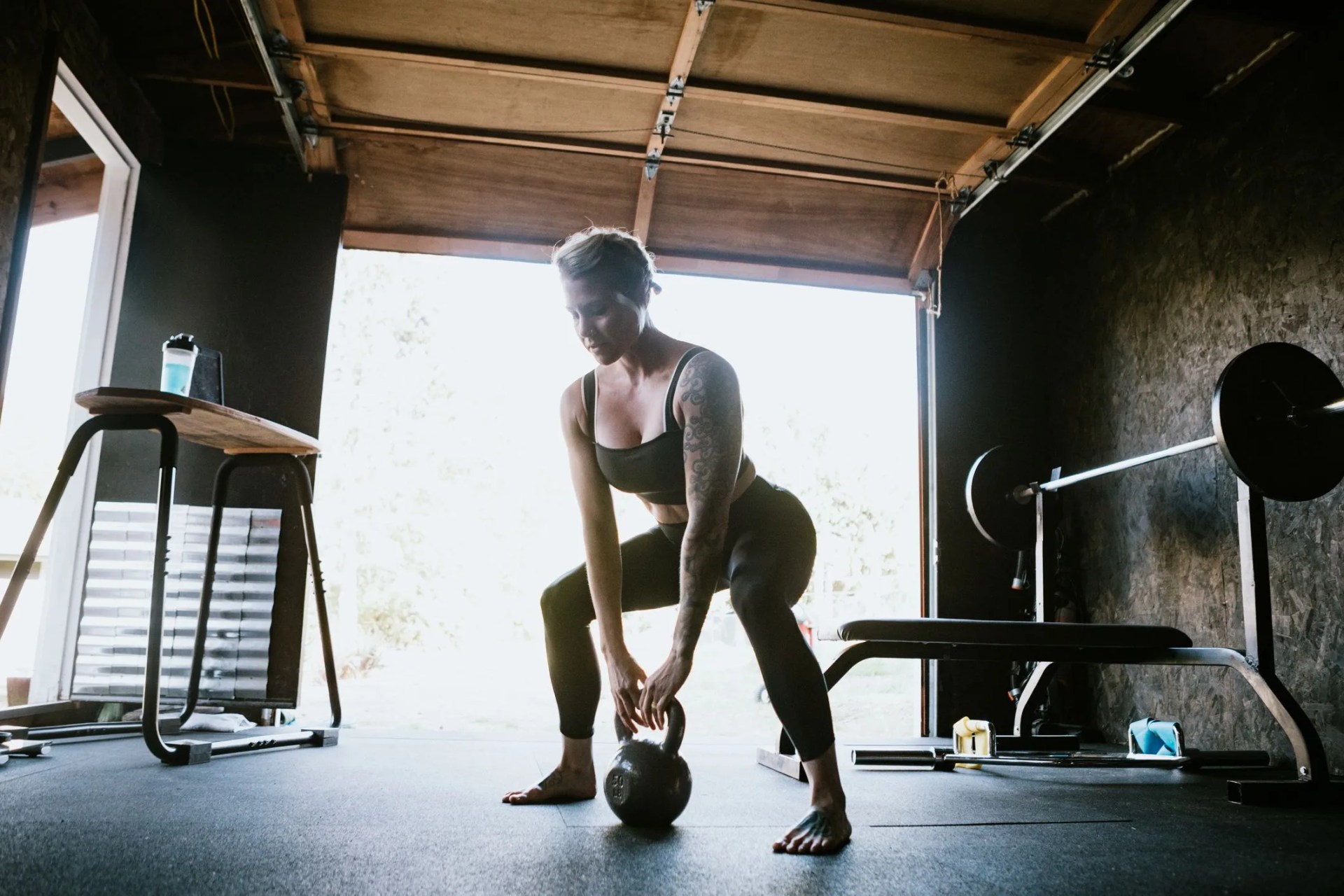 home workout in garage gym