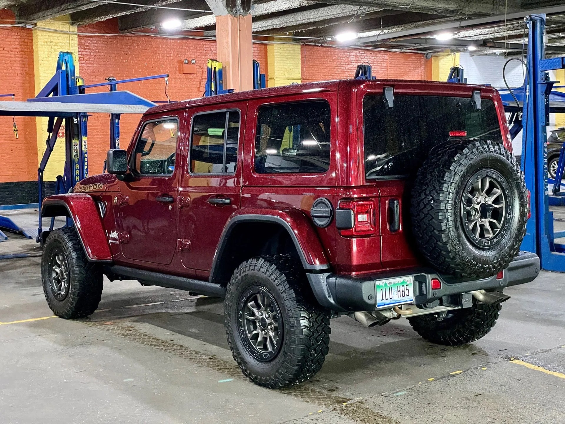 jeep wrangler 392 red maroon