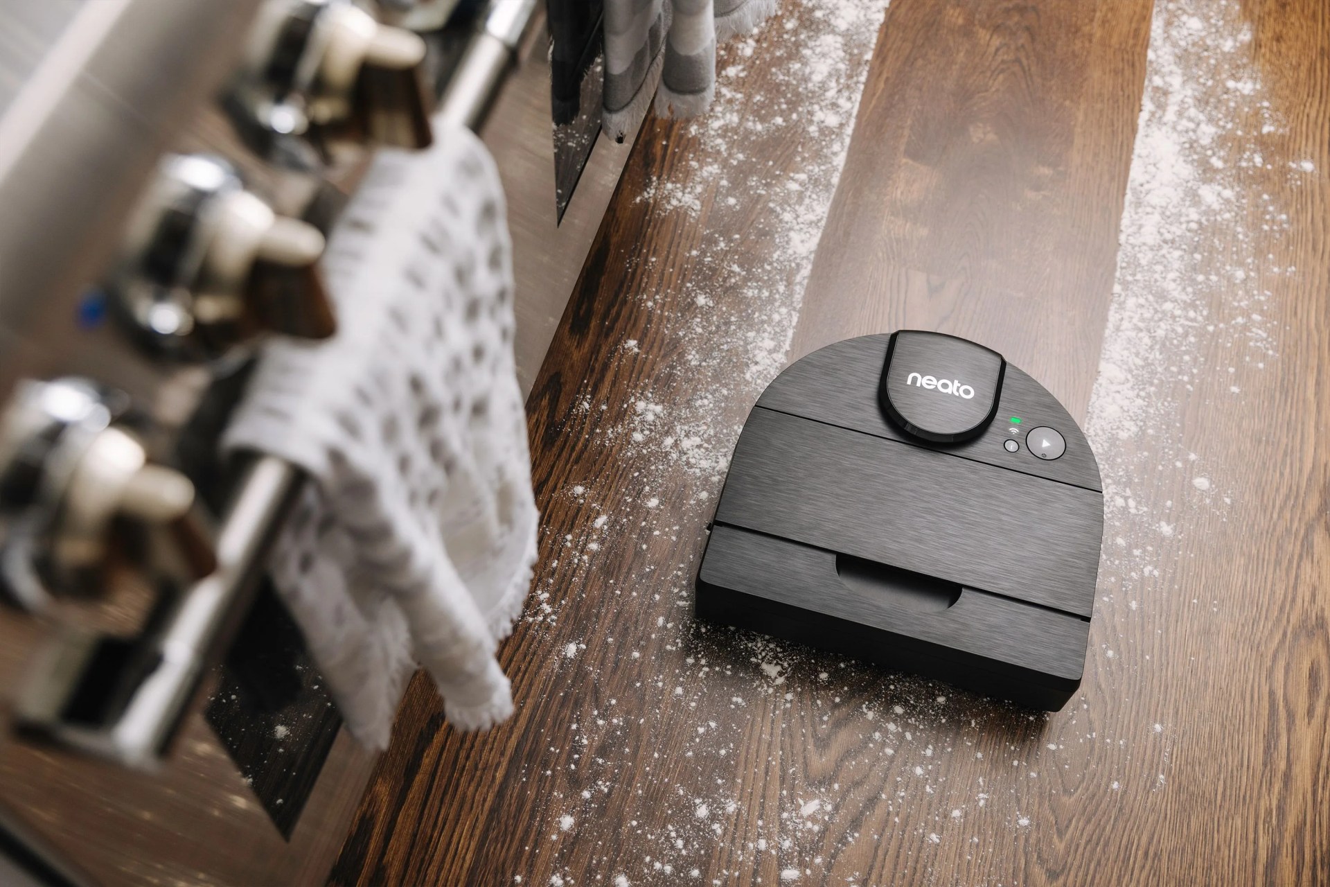 neato robot vacuum