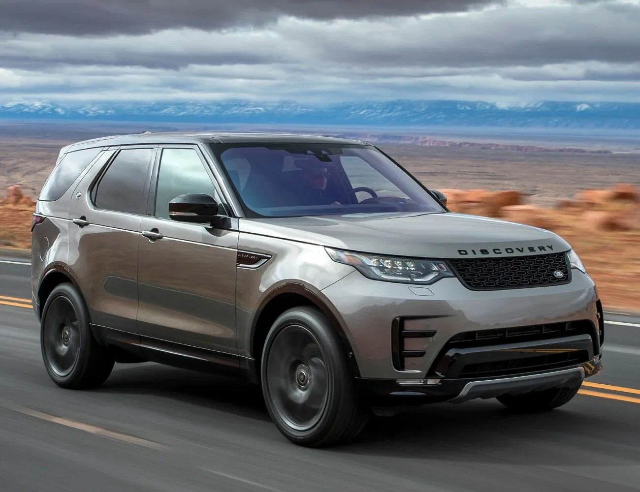 best value award cars gear patrol land rover discovery