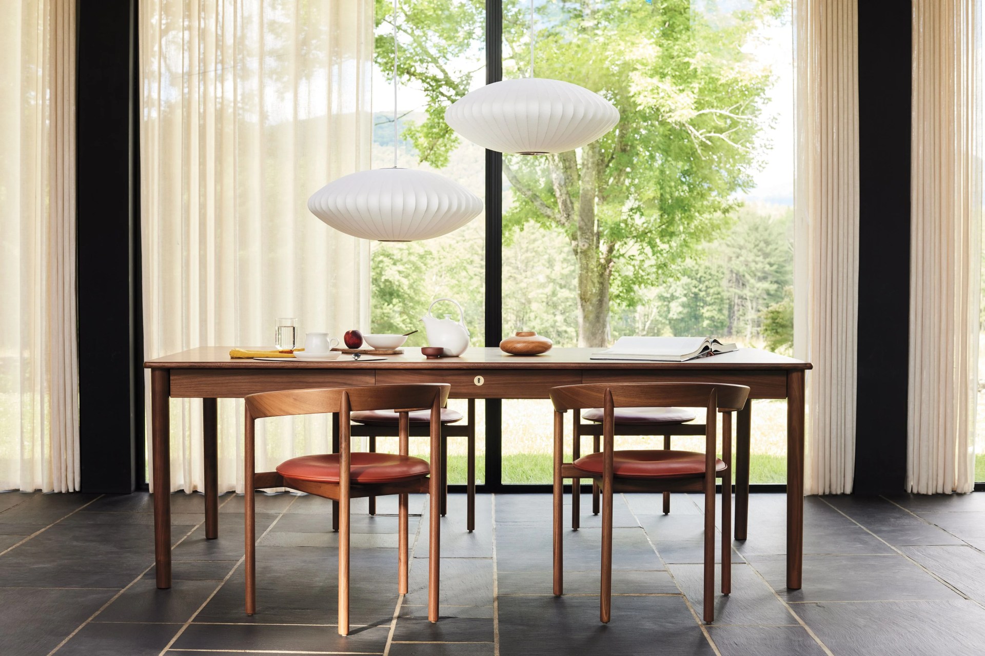 herman miller comma chair