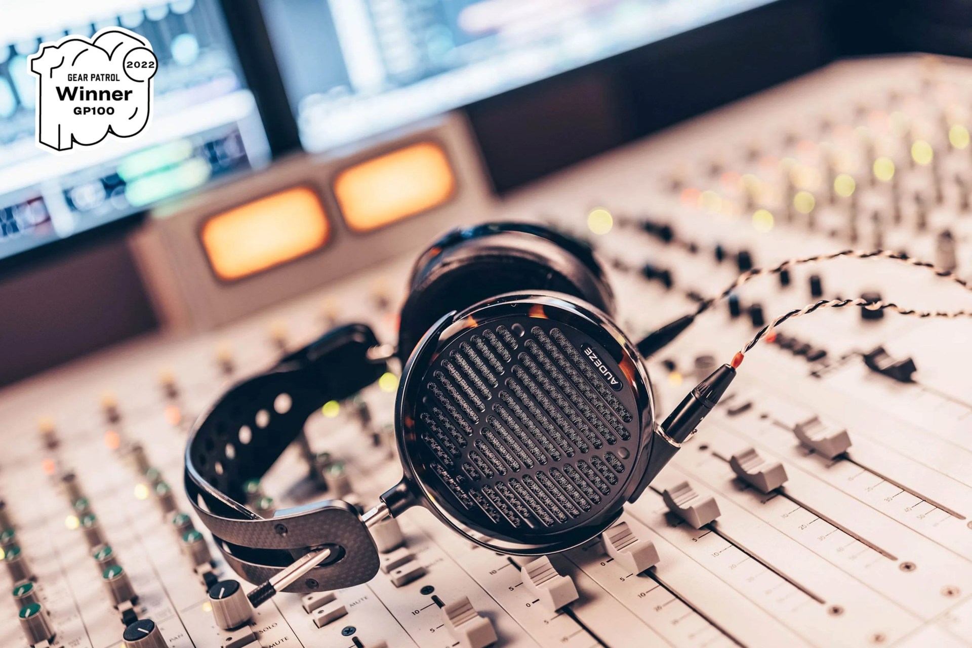 audeze lcd 5 headphones