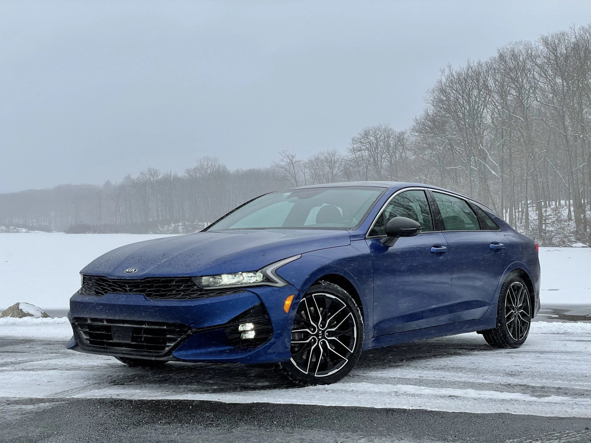 kia k5 gt blue