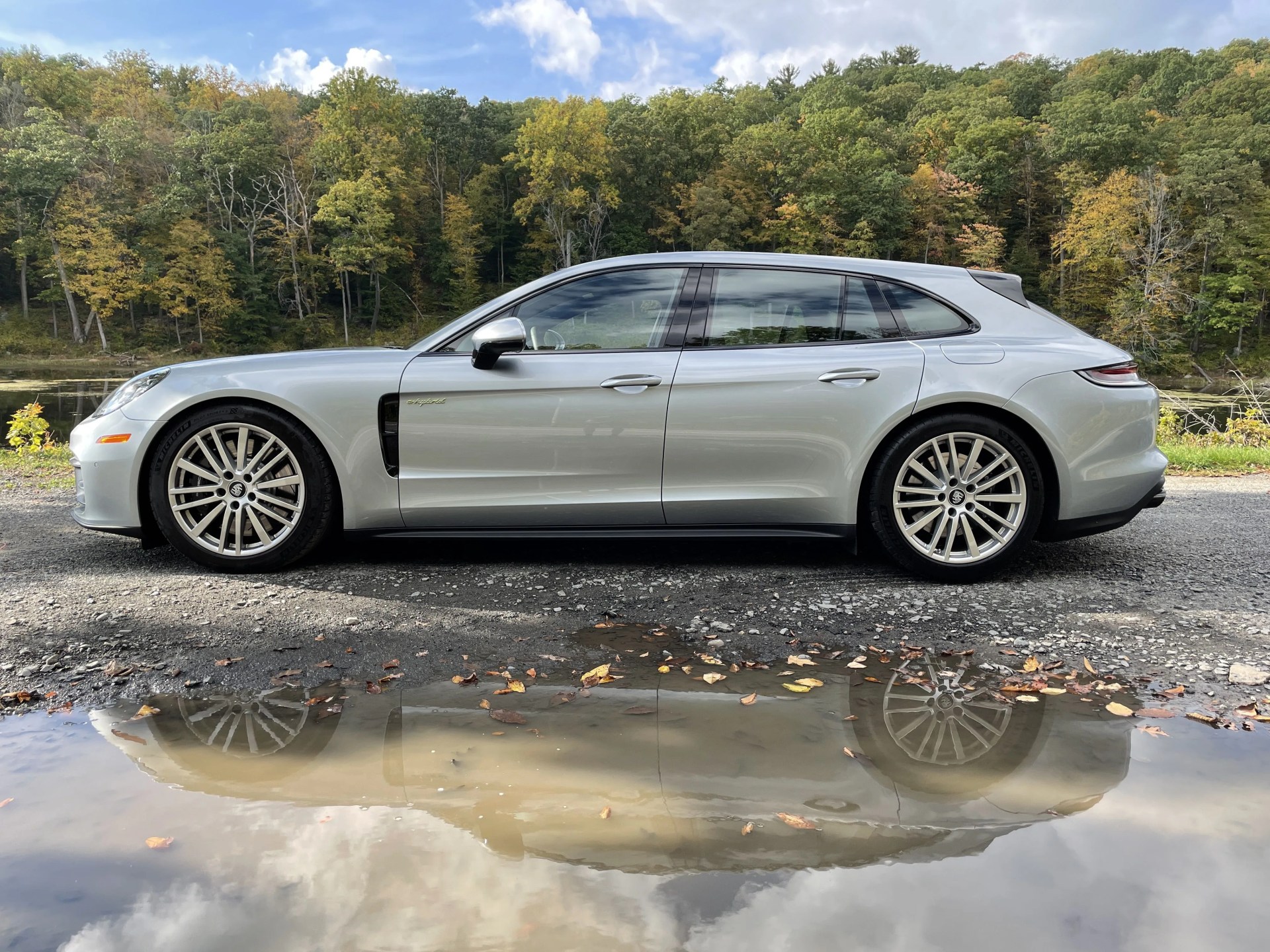 porsche panamera 4s e hybrid sport turismo in silver