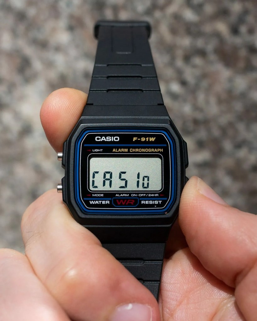 Casio-F-91W-Gear-Patrol-Ambiance-1