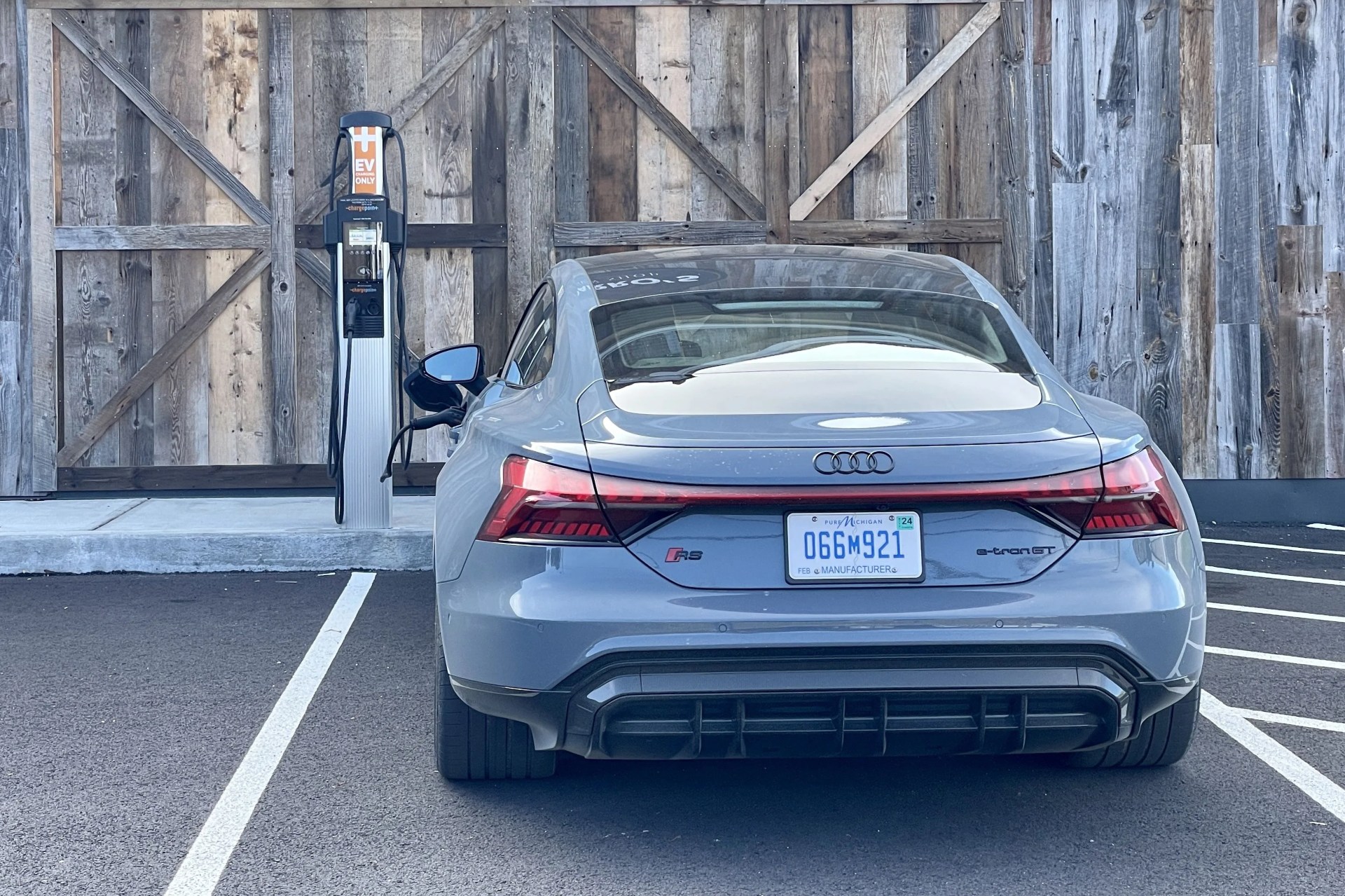 2021 audi rs e tron gt in flat gray
