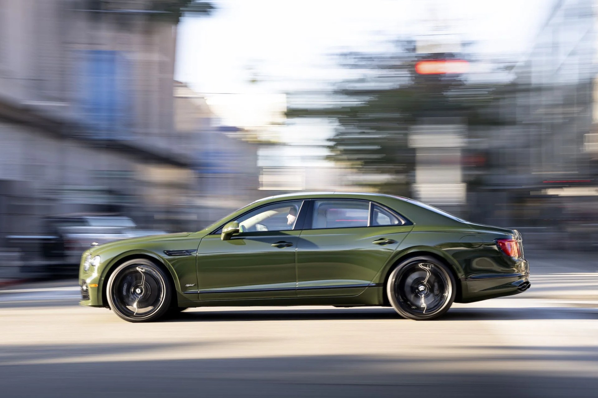 bentley flying spur hybrid 2022 british racing green