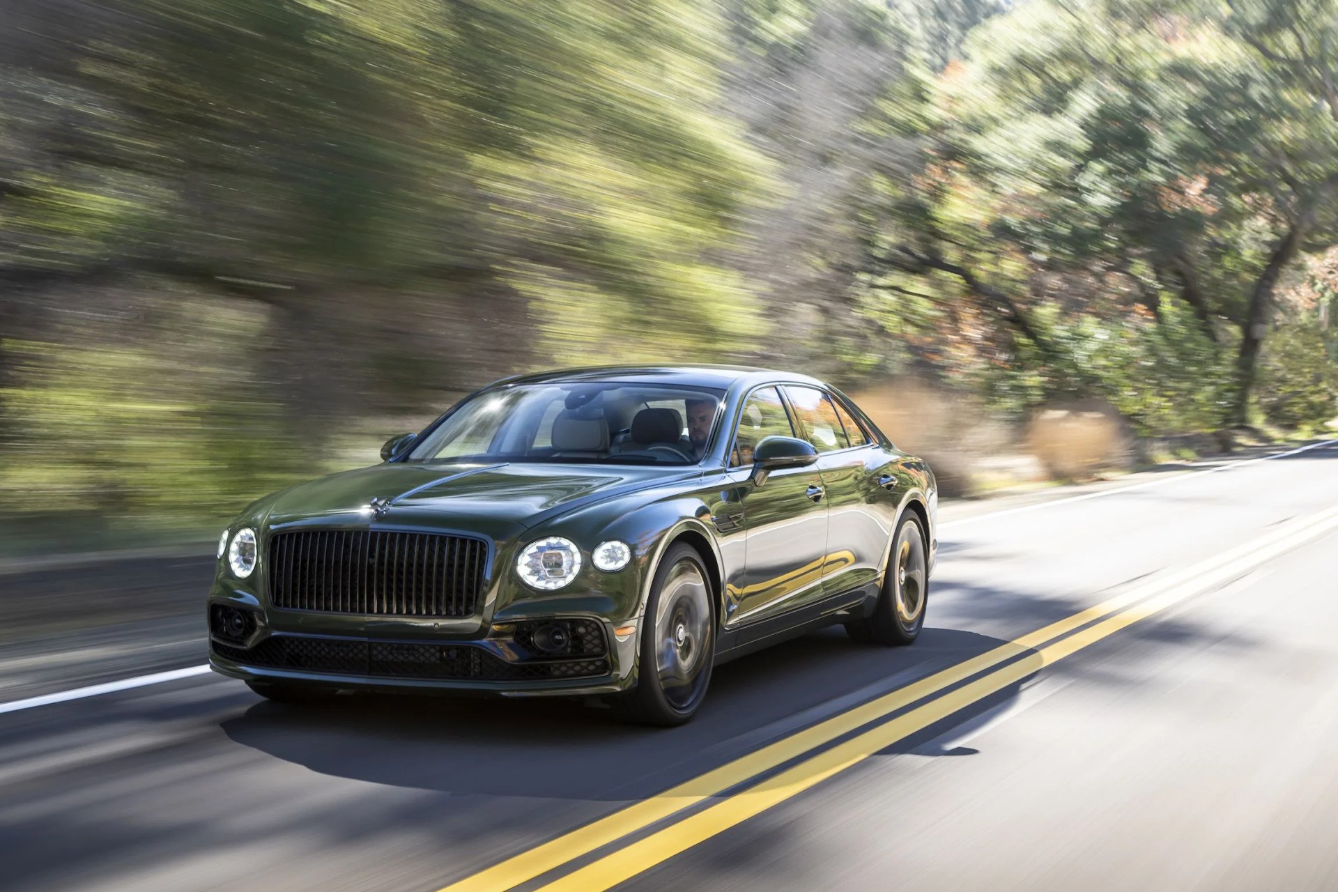 bentley flying spur hybrid 2022 british racing green